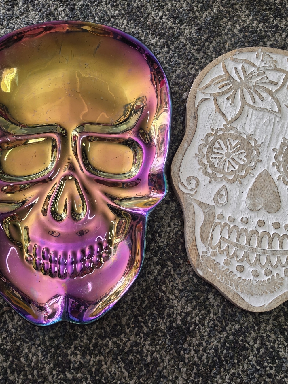 Iridescent Skull Decorative Tray - Pink and Gold